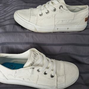 Blowfish White Canvas Sneakers